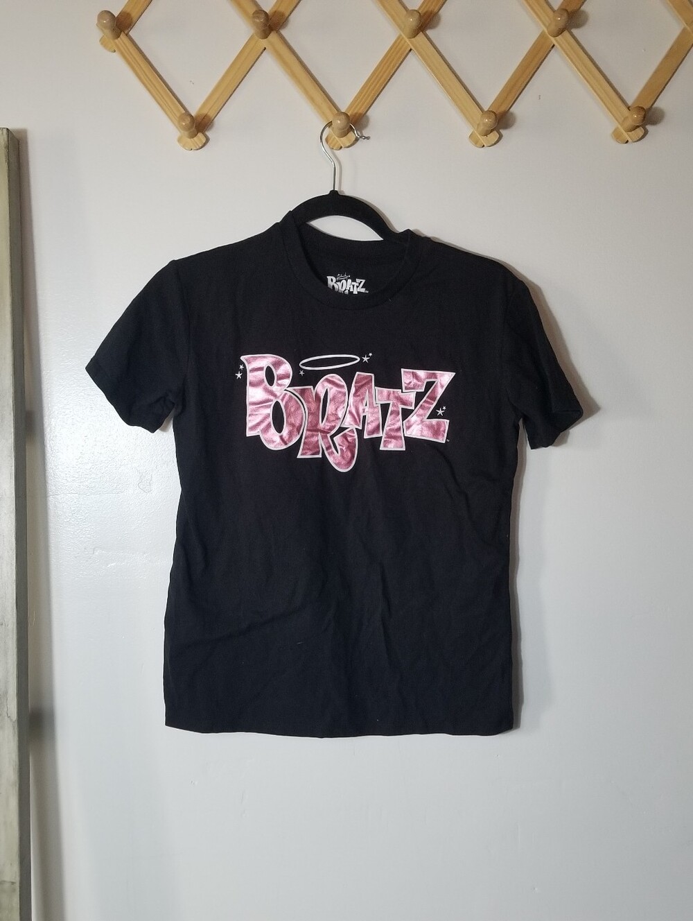 BRATZ WOMEN'S BLACK WITH PINK TEE SIZE SMALL
